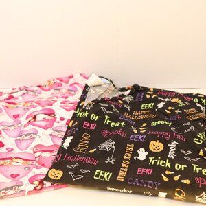 Size 2X Scrub Tops Halloween Valentines Day Both 2XL V-Neck Short Sleeves Good